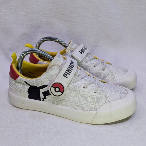 Nintendo Pokemon Picachu Reserved Women's Skate Shoe Sneaker - Picture 9 of 10